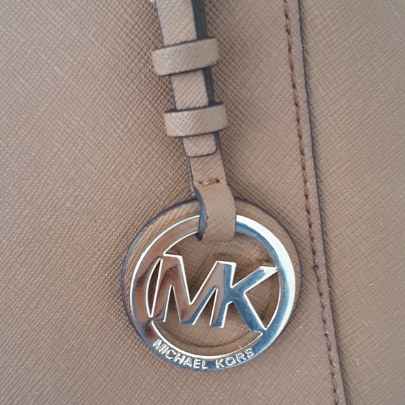 Michael kors Brown Leather Tote - great condition - Picture 11 of 13